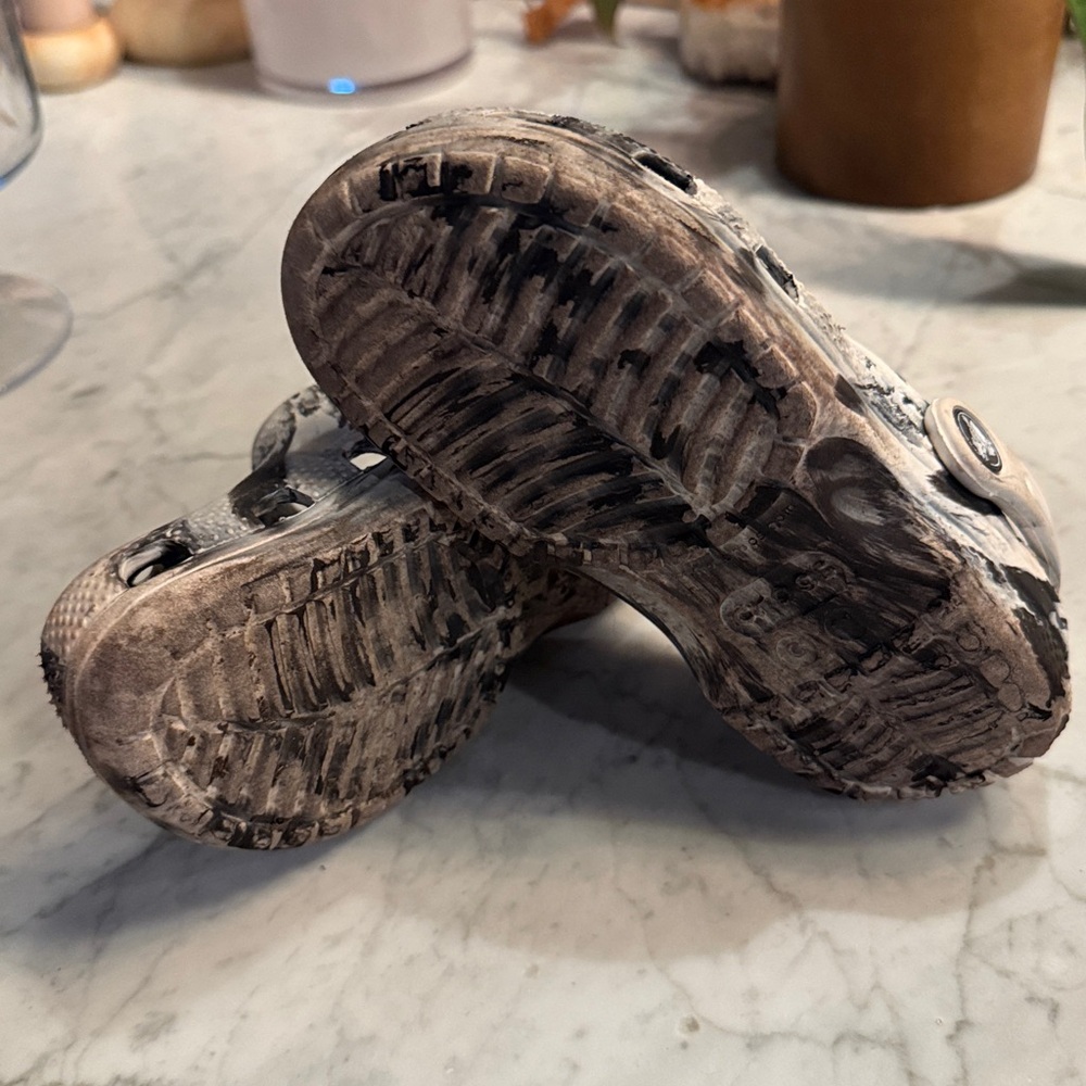 Crocs - Picture 7 of 9